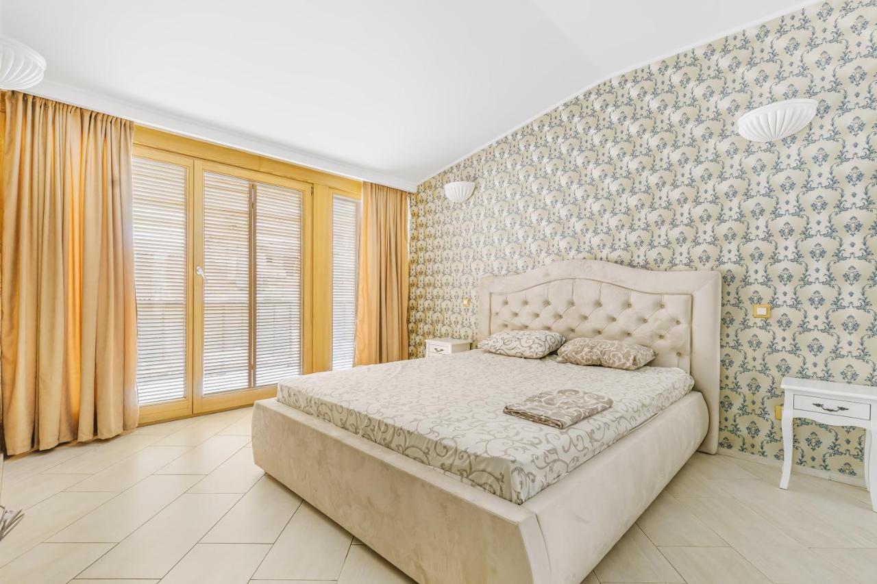 Deribasivska Cozy 4-Room Apartment Odessa Exterior foto